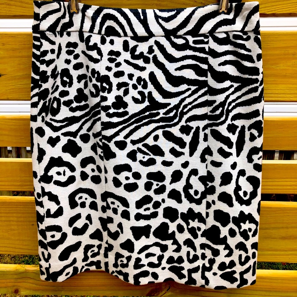 Eccoci animal print pencil skirt